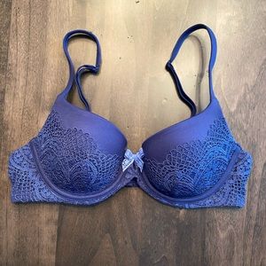 Victoria’s Secret Navy blue bra